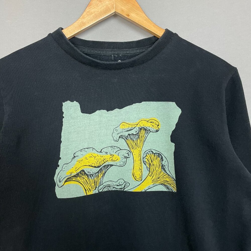Mushroom Sweatshirt Women Etta & James Junction Black Top Small Portland Oregon - Picture 3 of 13